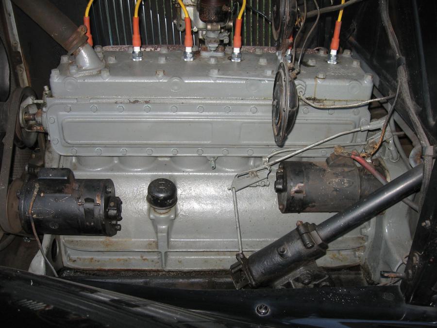  Oldsmobile Model F-31 Sedan 1931 года  (фото 9 из 13)